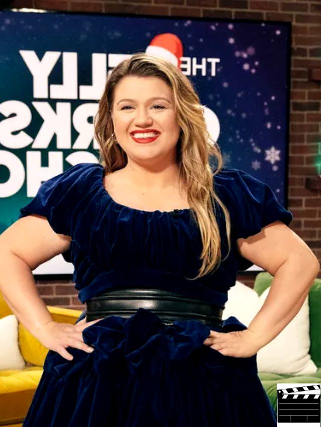 Kelly Clarkson Surprises Her Audience with a Trip to Hawaii